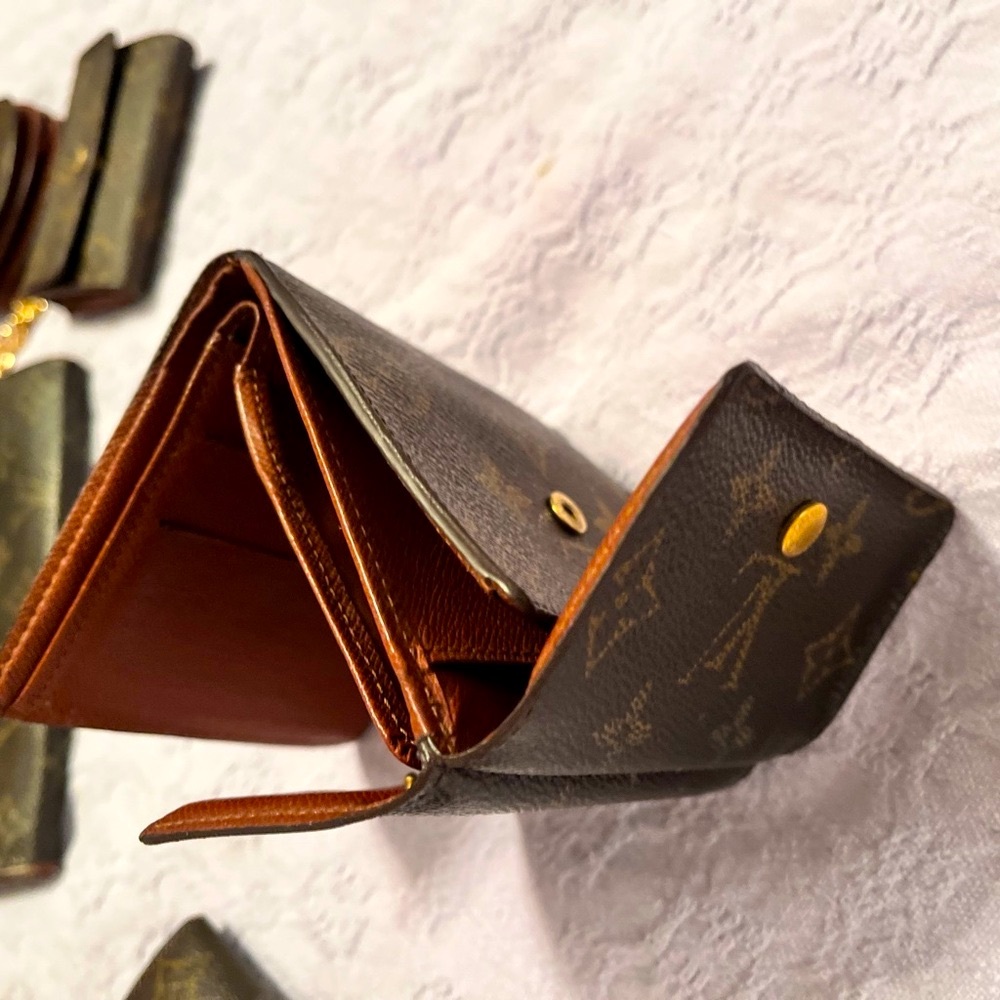 Louis Vuitton Monogram Bifold Wallet
